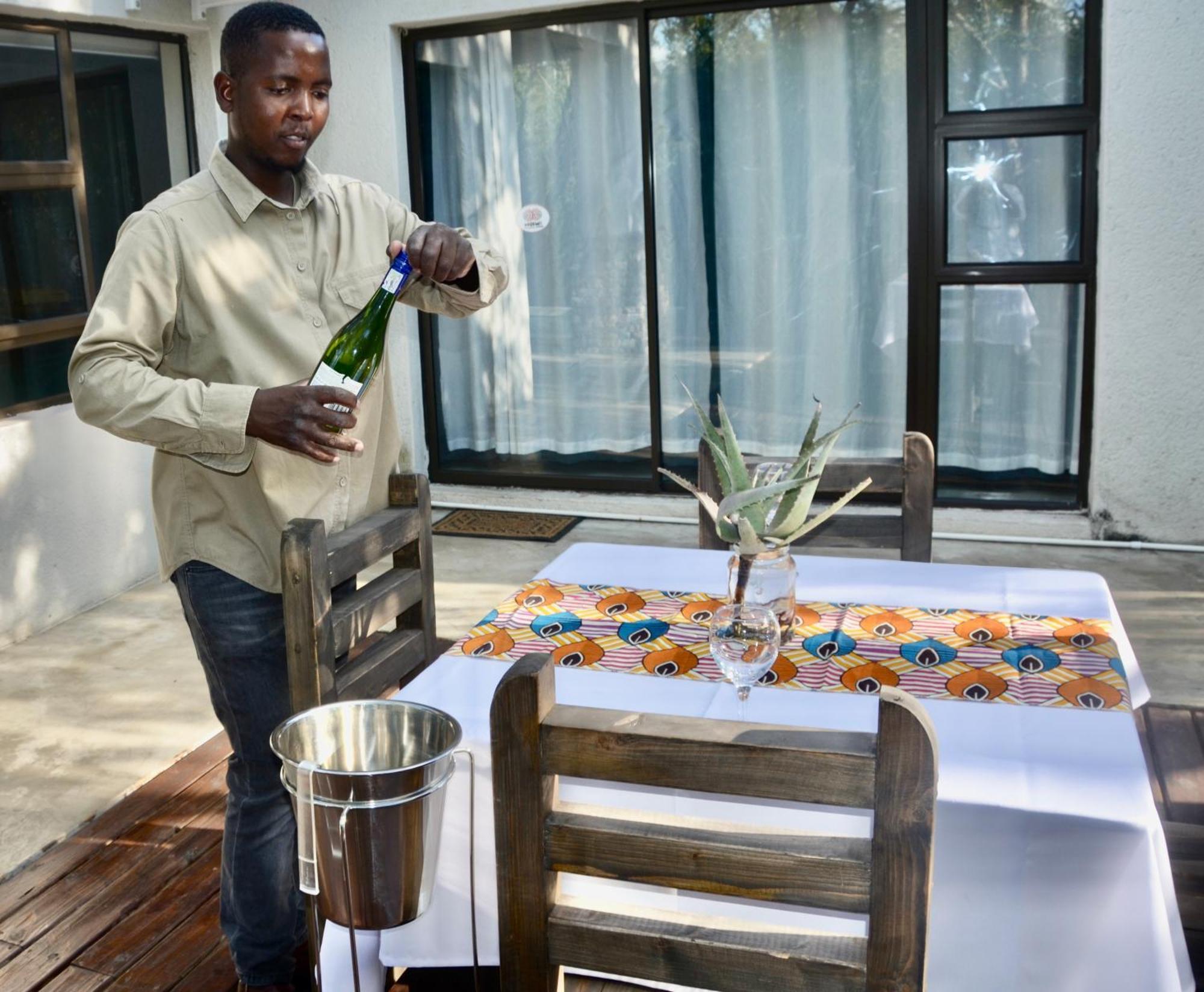 Kholiwe On Kruger Lodge & Safaris Marloth Park Exterior photo