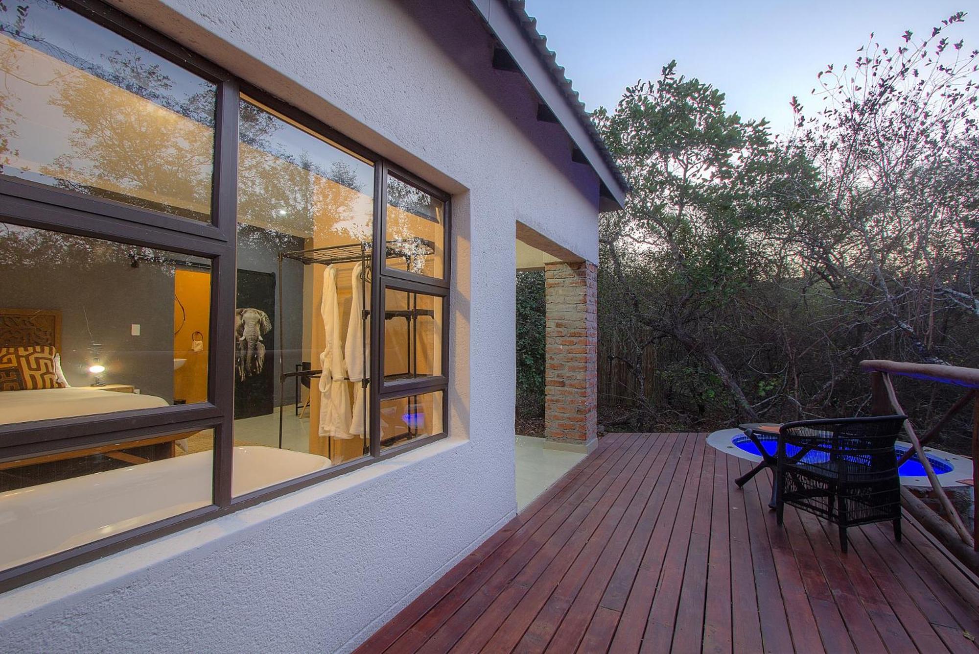 Kholiwe On Kruger Lodge & Safaris Marloth Park Exterior photo